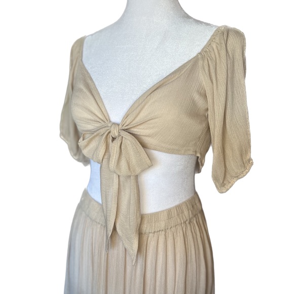 Coord Set Summer Nights Tie Crop Top & Maxi Skirt from Nasty Gal - Picture 9 of 12